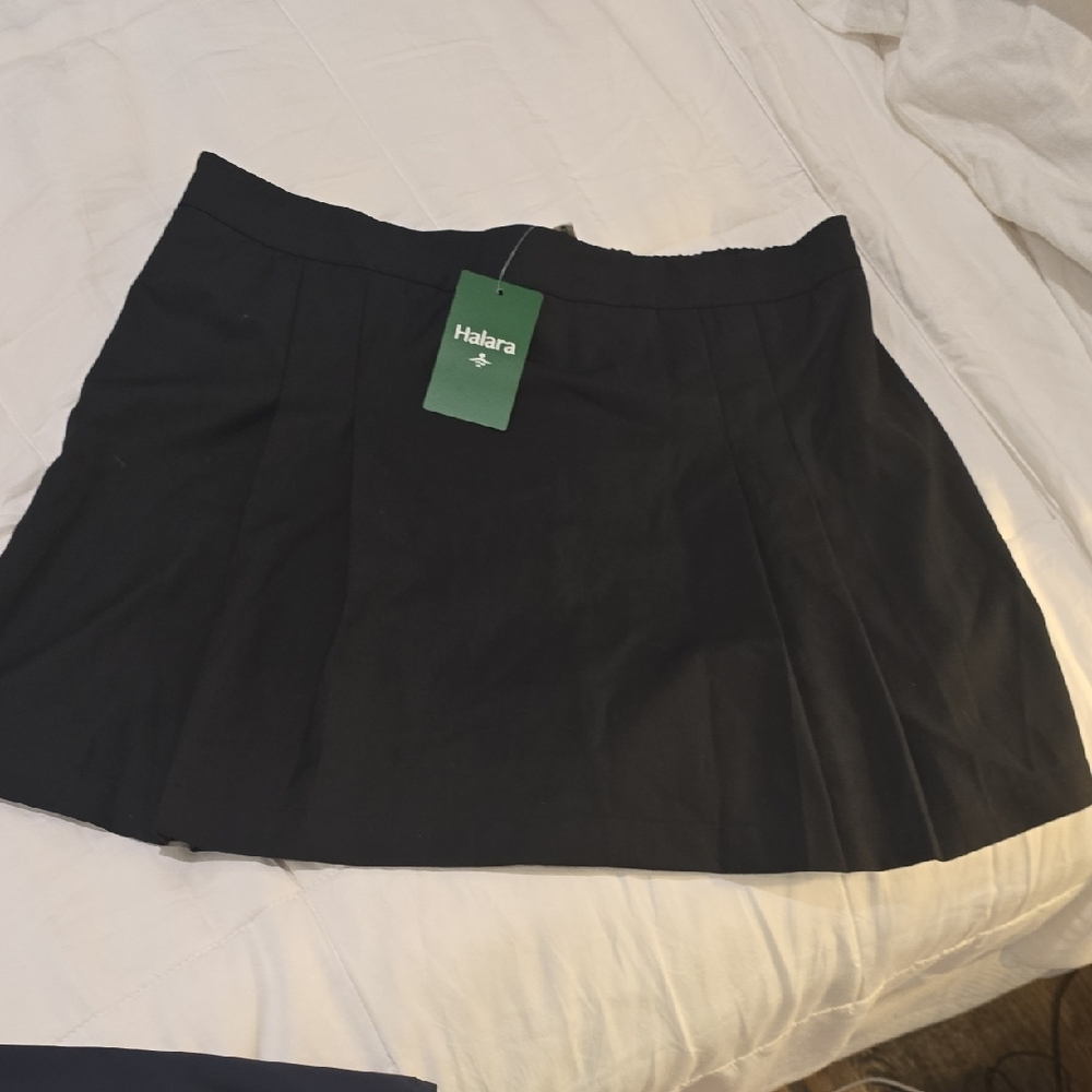 HALARA Black Pleated Skater Mini Skirt for Work